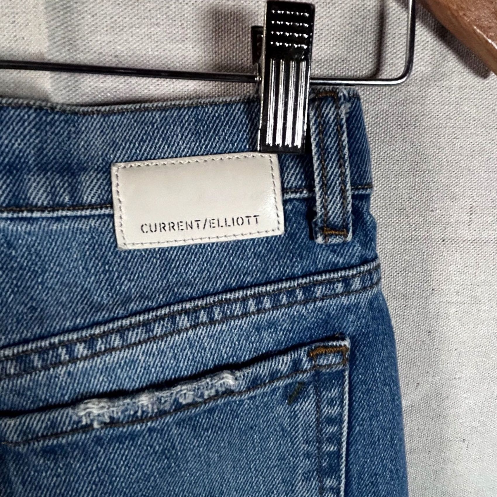 Vintage Current Elliott Jeans Blue High Rise Distressed Straight Leg Size 27 Size 27" / US 4 / IT 40 - 5 Thumbnail