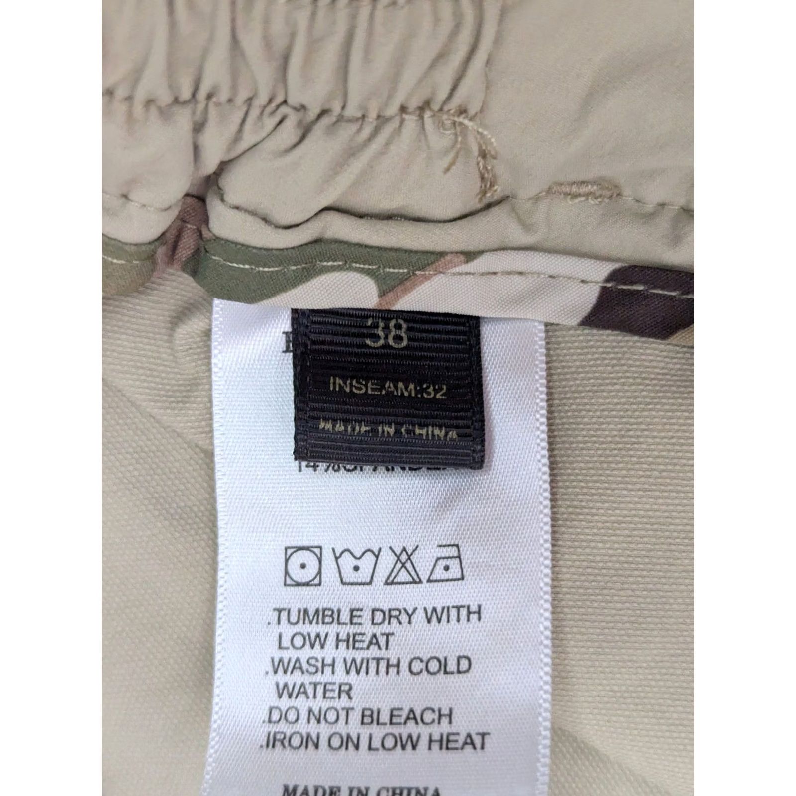 Vintage Free Soldier Cargo Pants Men 38 Beige Quick Dry Stretch Cargo Pocket Belted 38x31 Regular Waist Inseam 31 Size US 38 / EU 54 - 7 Thumbnail