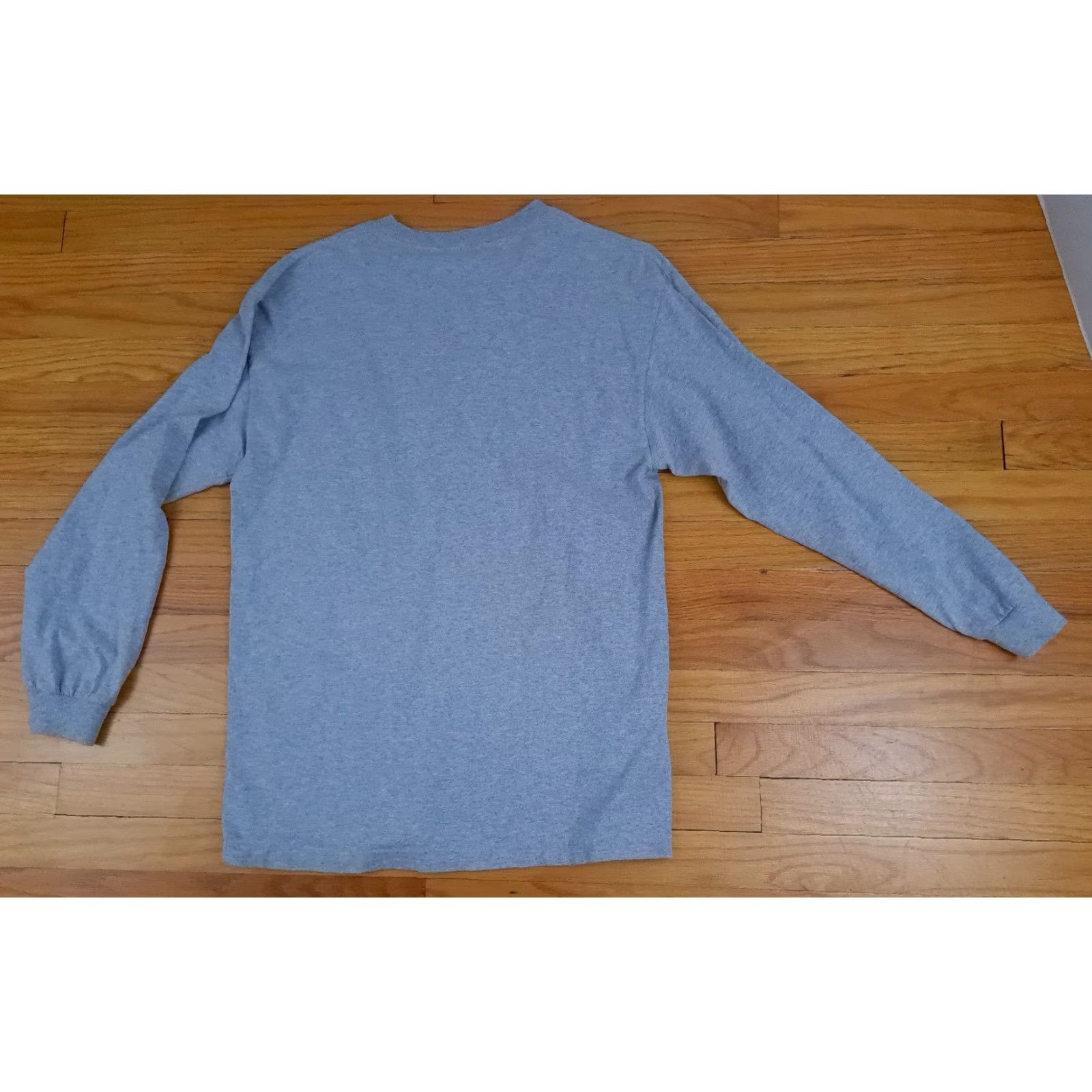 Vintage VINTAGE Hot Wheels in Flames Classic Printed Long Sleeve T-Shirt Grey Medium Unbranded Unisex Adults M Gray Long Sleeve Shirts 90s Size US M / EU 48-50 / 2 - 4 Thumbnail