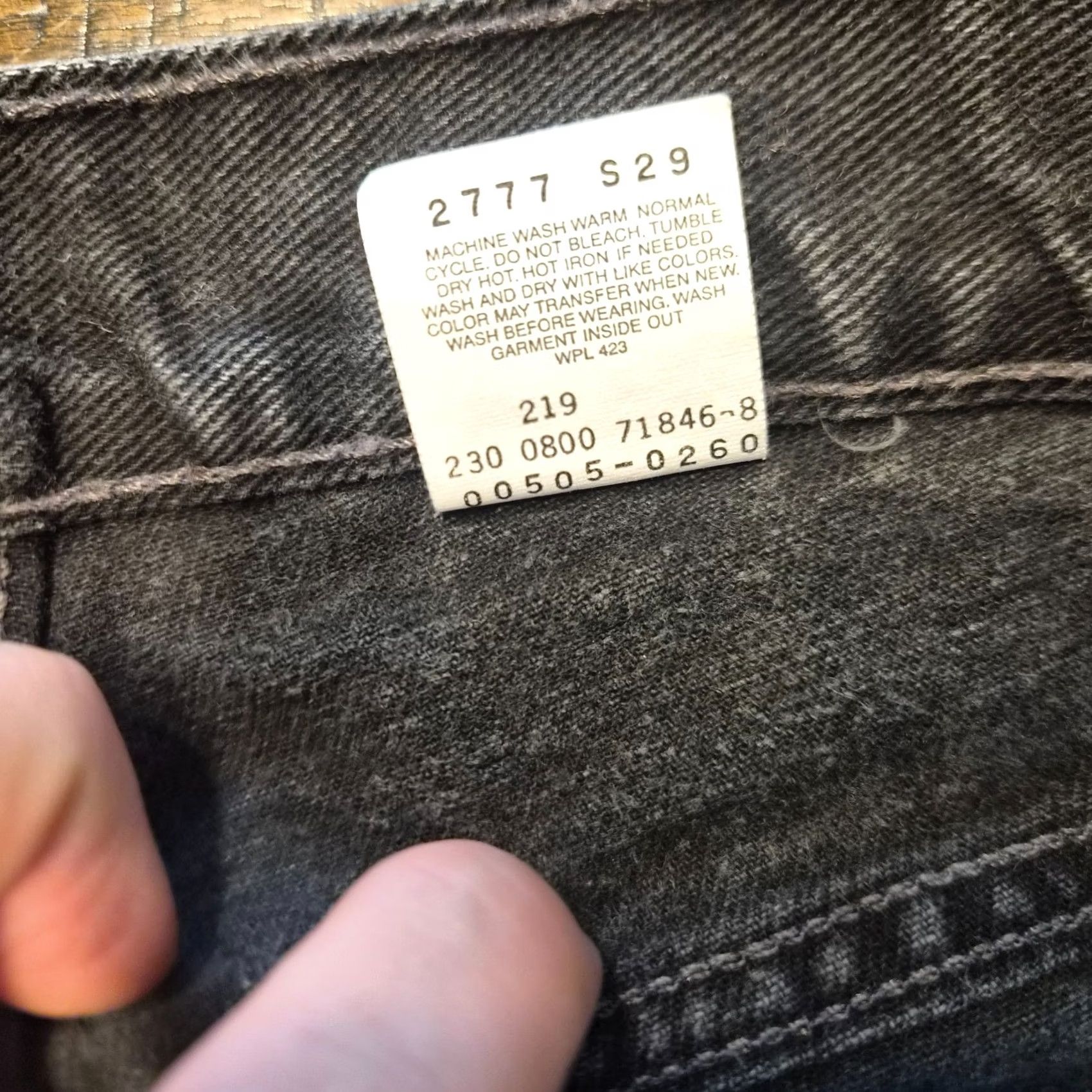 Levi's VINTAGE Levis 505 Mens Jeans 36x32 Black Regular Fit Straight Leg Y2K 2000 G273 Size US 36 / EU 52 - 4 Thumbnail