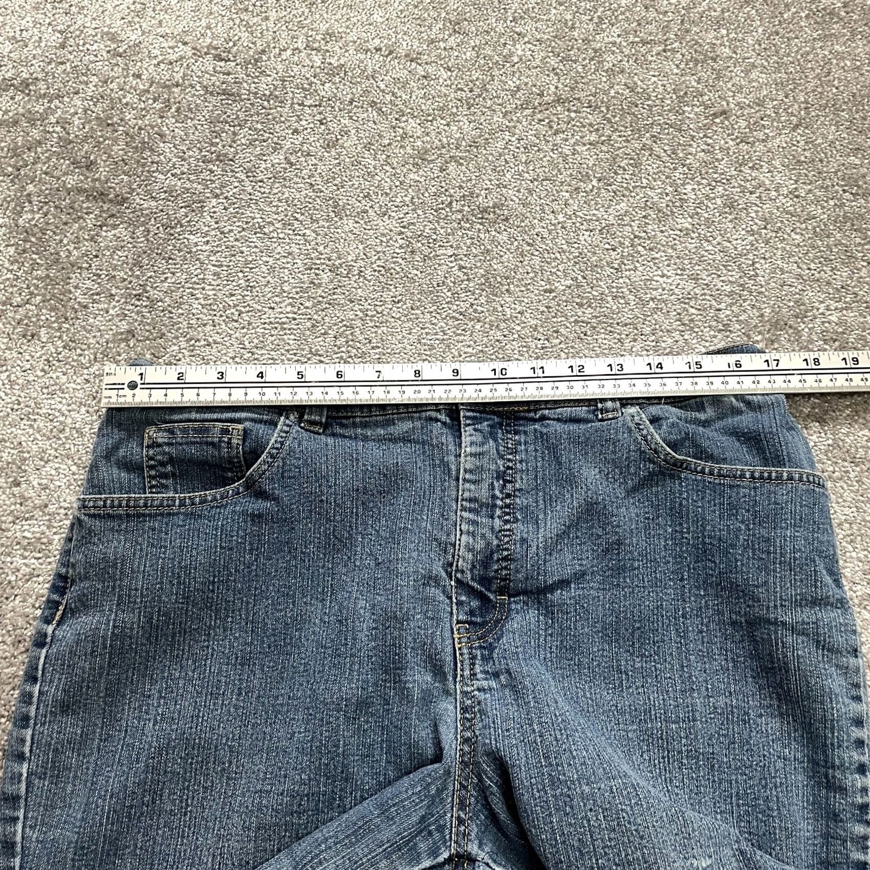 Basic Editions Basic Editions Shorts Womens 16 Blue Denim Dark Wash Jean High Rise 10" Inseam Size 38" / US 16 / IT 52 - 4 Thumbnail