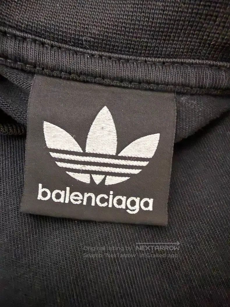 Balenciaga Balenciaga T-Shirt, Black Size US S / EU 44-46 / 1 - 3 Thumbnail