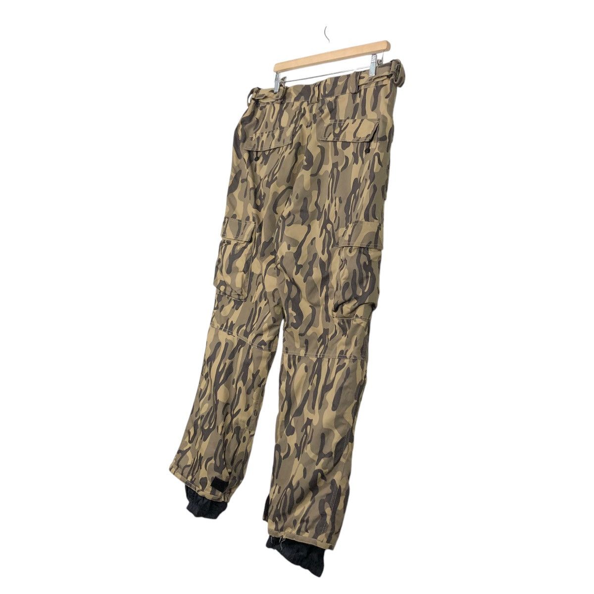 Japanese Brand 🔥VINTAGE CAMOUFLAGE SKI CARGO PANTS COLUMBIA MULTI POCKETS Size US 36 / EU 52 - 11 Thumbnail
