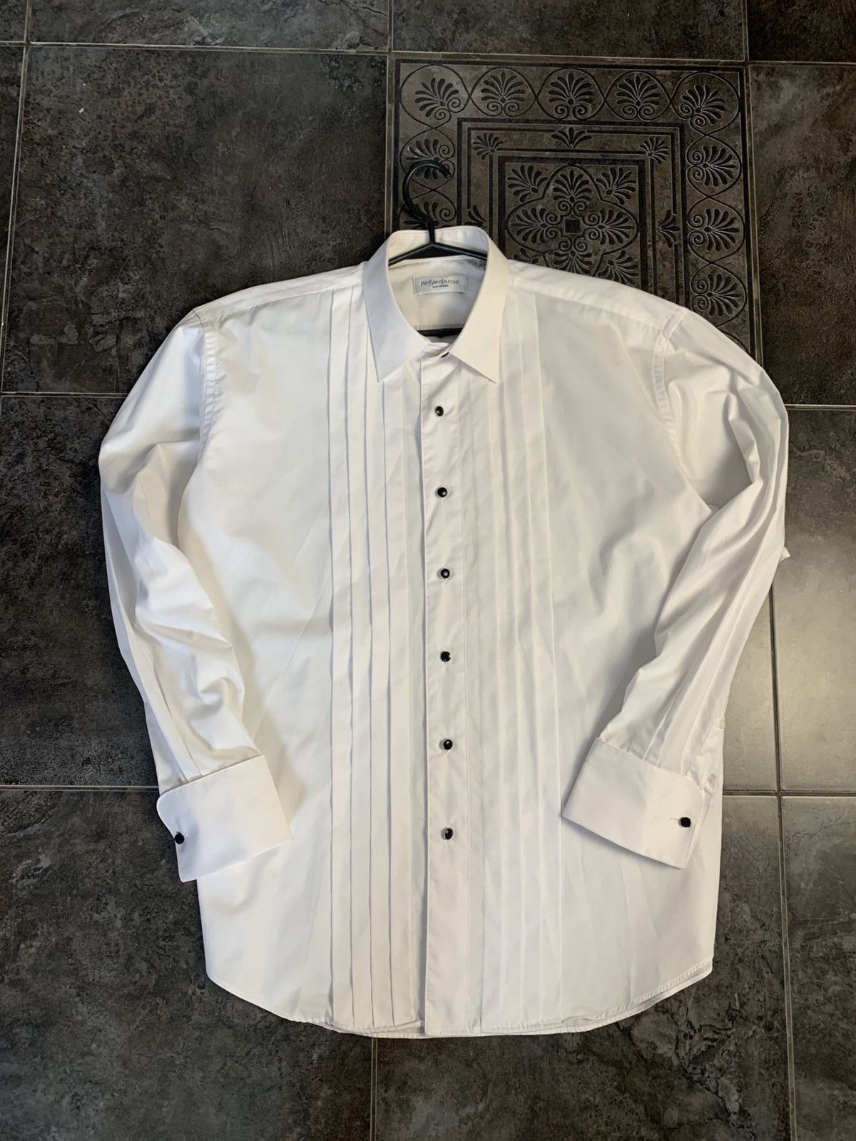 Vintage × Yves Saint Laurent Vintage YVES SAINT LAURENT White button Shirt Hong Kong Size US L / EU 52-54 / 3 - 1 Thumbnail