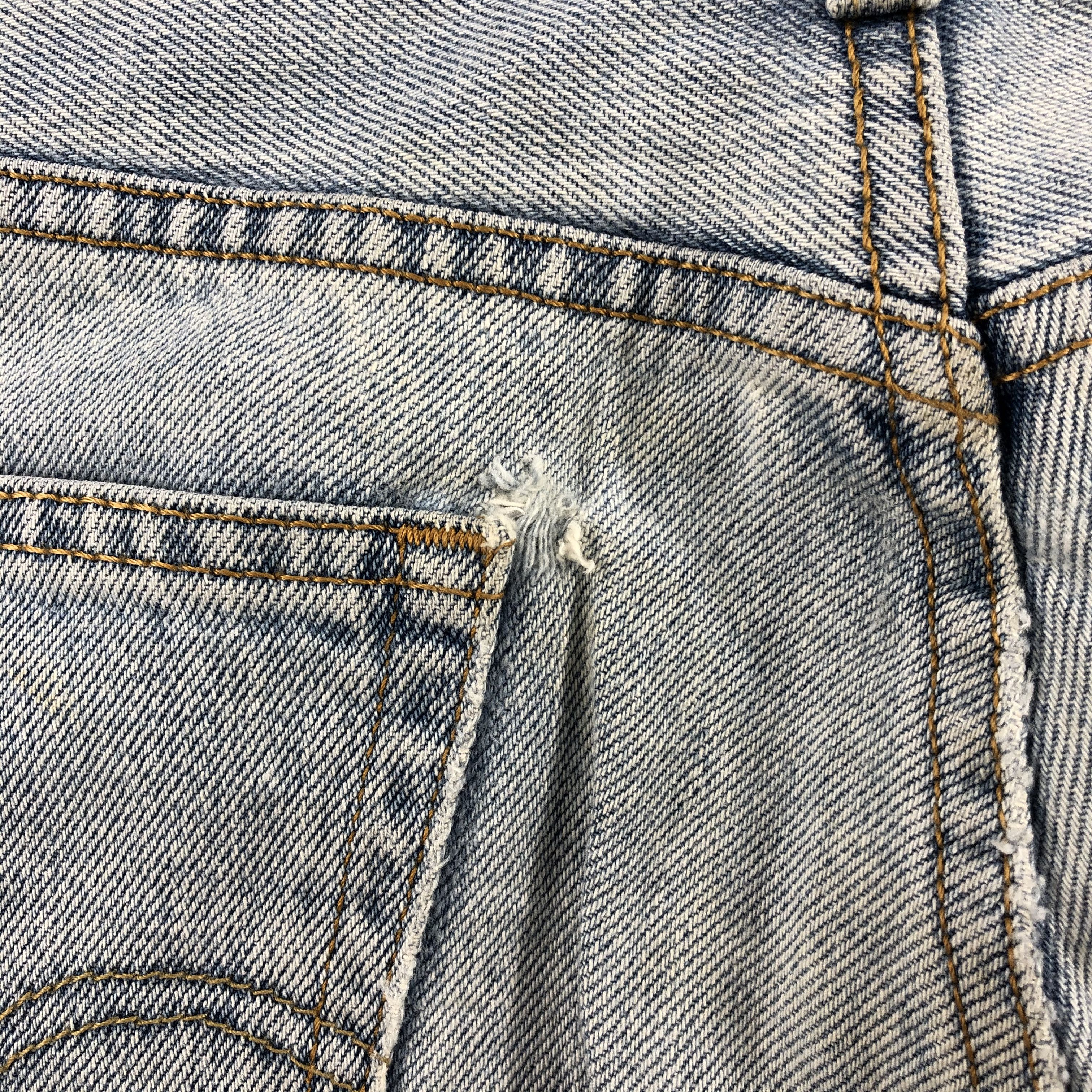 Levi's Vintage Light Wash Levis 501 Jeans-J1657 Size US 34 / EU 50 - 8 Thumbnail