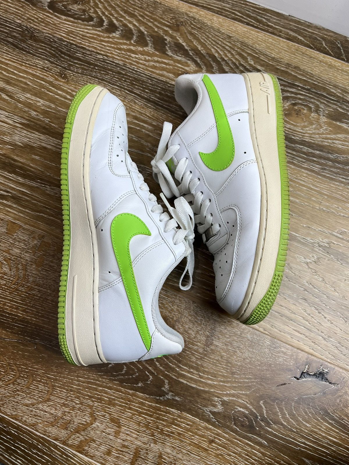 Nike Nike air force 1s electric green sneakers Size US 8.5 / EU 41-42 - 3 Thumbnail