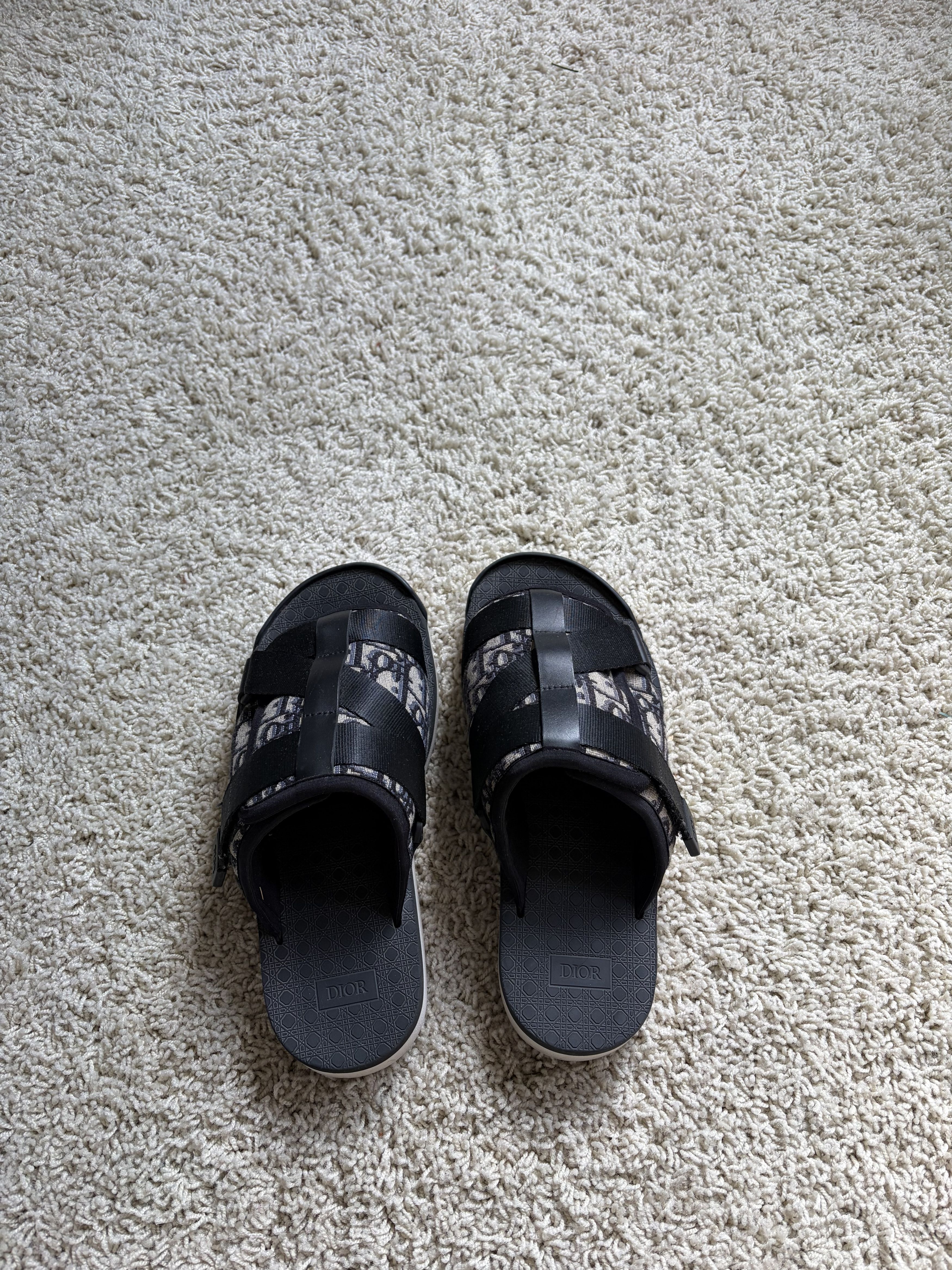 Dior Dior Alpha Slide Black Size US 7 / EU 40 - 1 Thumbnail
