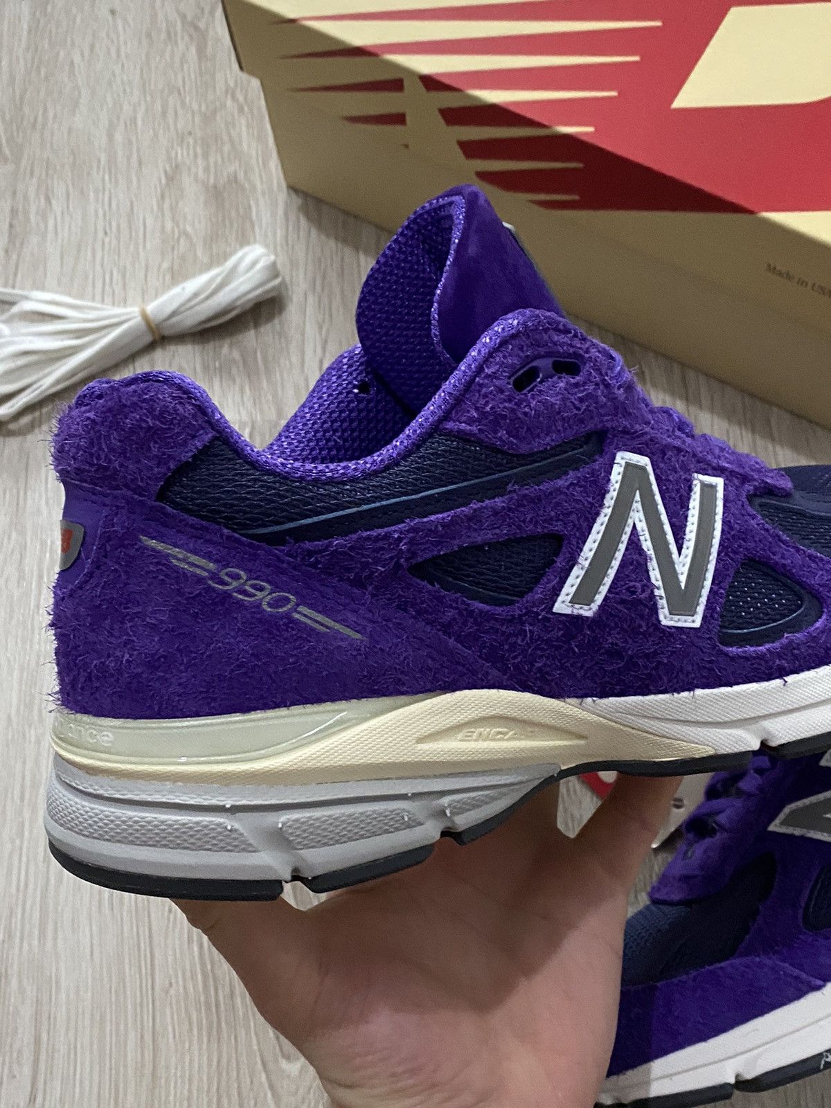 New Balance New Balance 990v4 Size US 9 / EU 42 - 3 Thumbnail