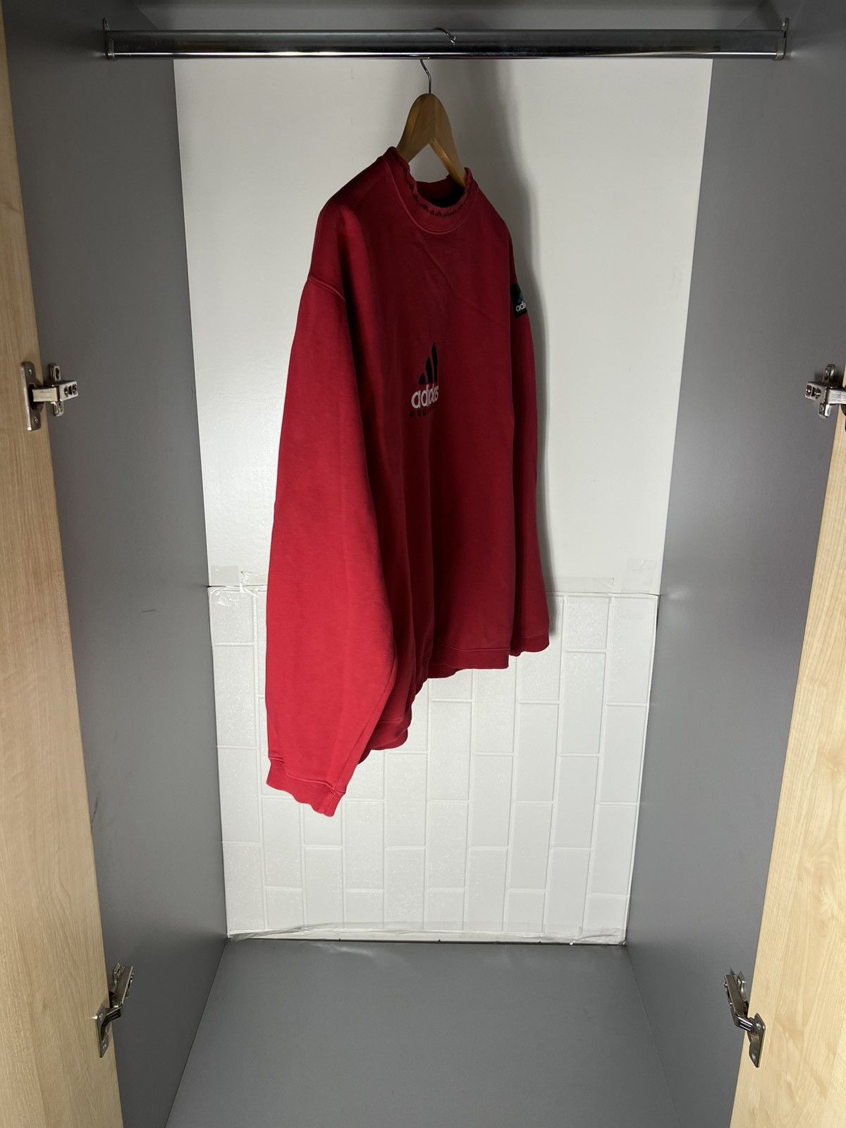 Adidas VINTAGE ADIDAS ORIGINAL EQUIPMENT RETRO SWEATSHIRT Y2K 90s Size US L / EU 52-54 / 3 - 5 Thumbnail