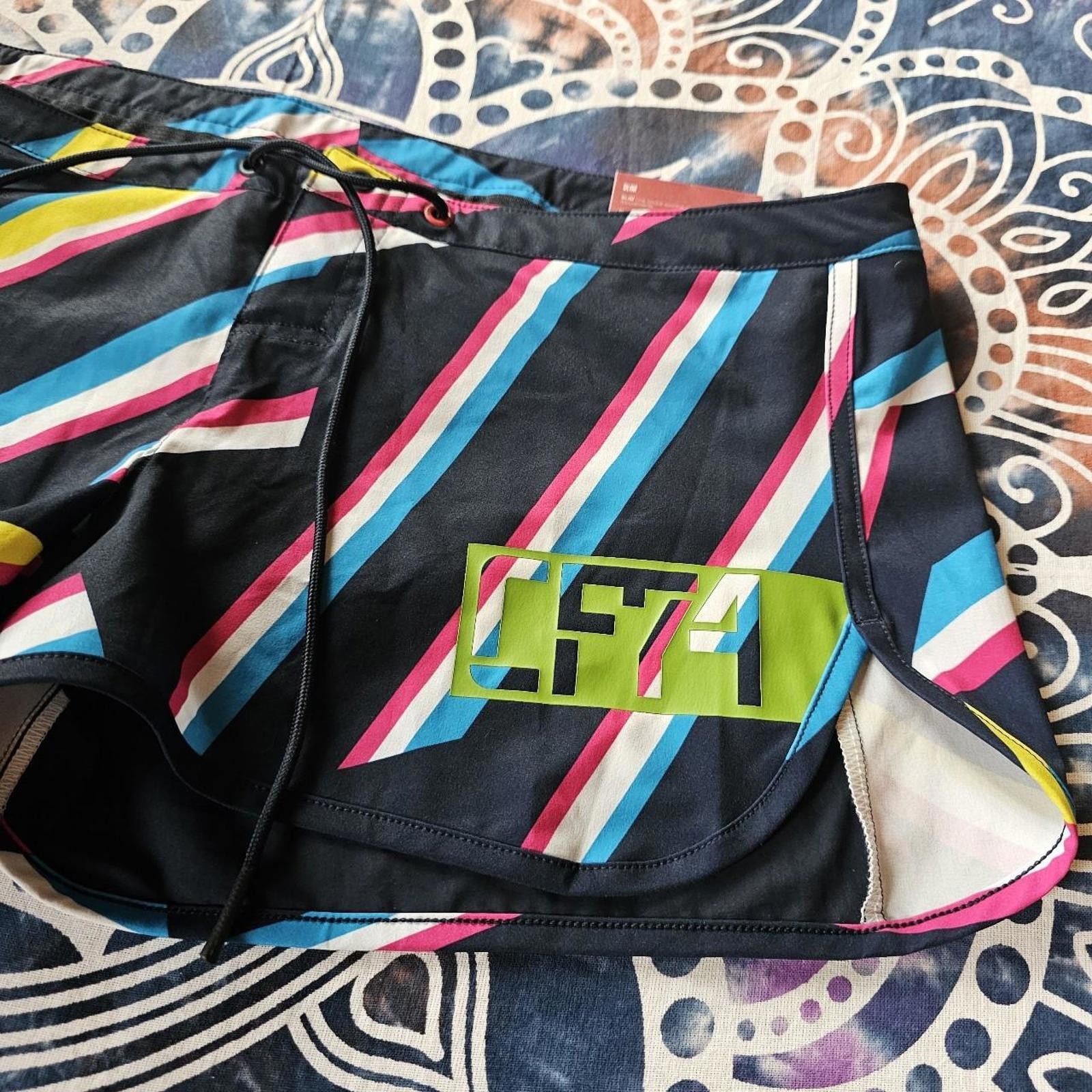 Reebok Reebok Women's Crossfit Shorts Size 36" / US 14 / IT 50 - 2 Thumbnail