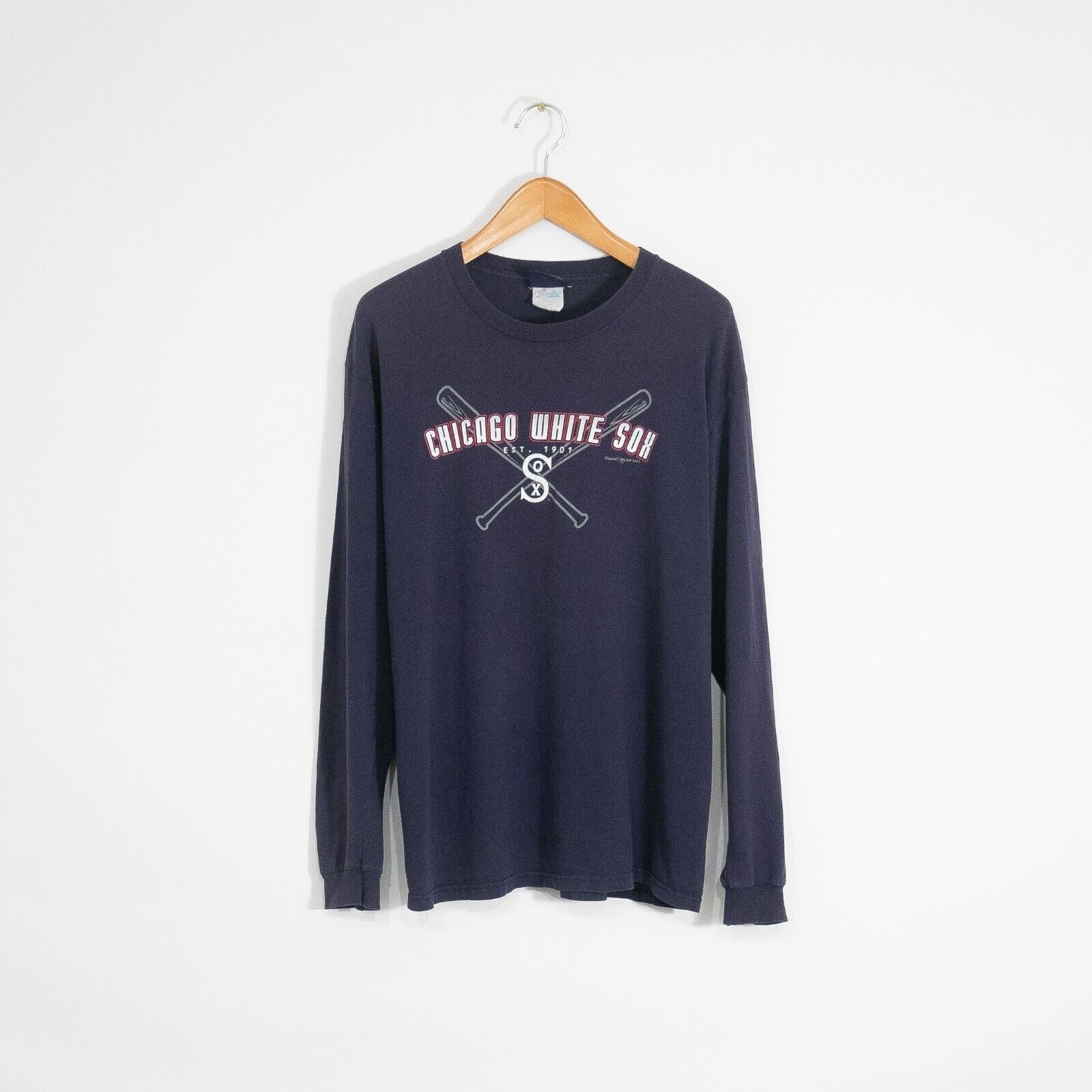 Vintage Vintage Chicago White Sox T Shirt L - Long Sleeve Distressed Size US L / EU 52-54 / 3 - 1 Thumbnail