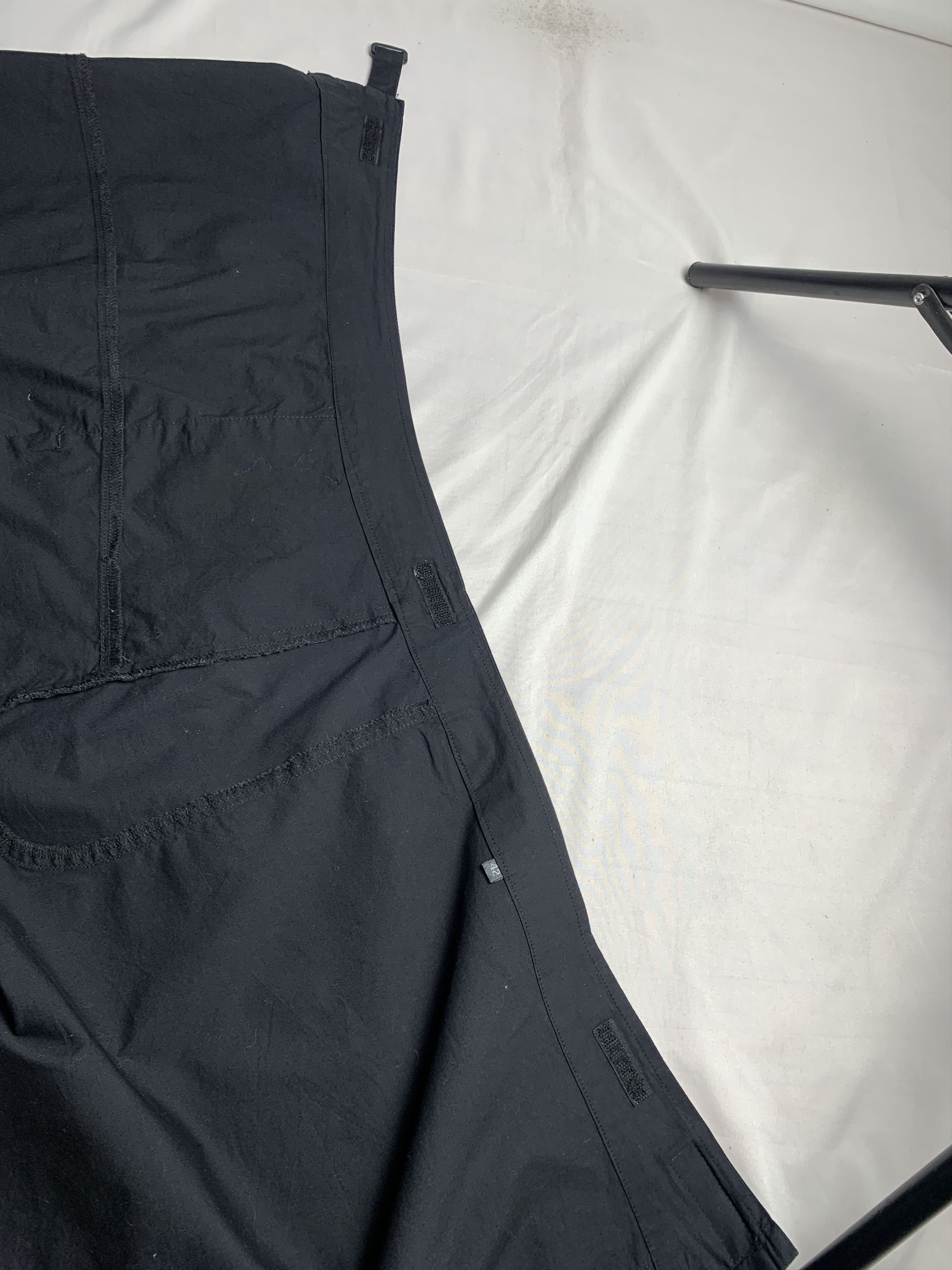 Japanese Brand Quechua Black Pocket Outer Wrapped Skirt (26-33) Size 28" / US 6 / IT 42 - 11 Thumbnail
