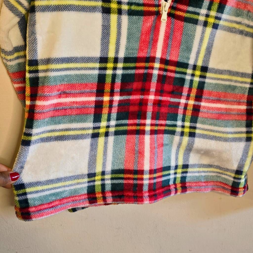 Vineyard Vines Vineyard Vines Women’s Plaid 1/4 Zip Fleece Pullover Size M Soft Lightweight Size M / US 6-8 / IT 42-44 - 14 Thumbnail
