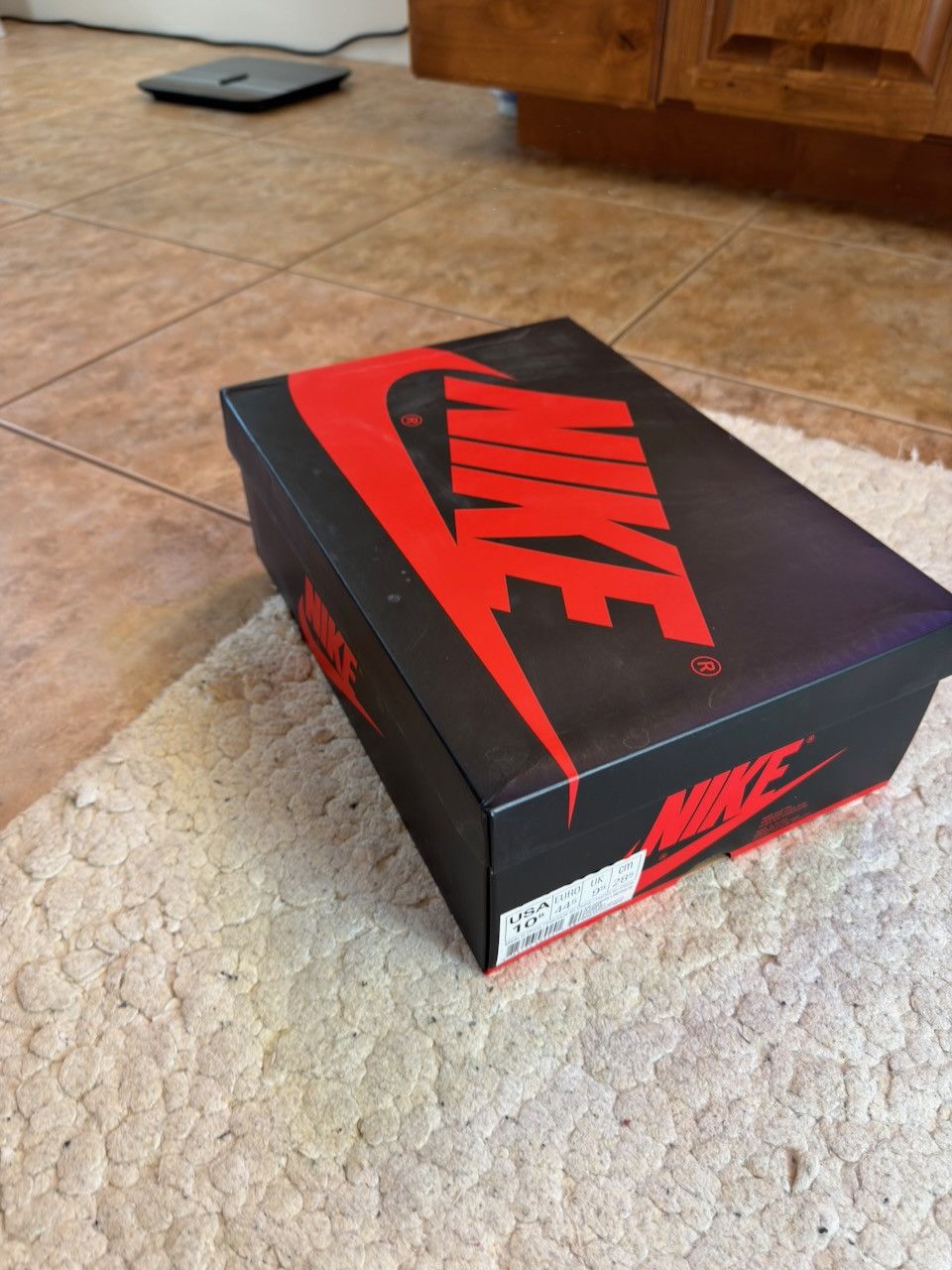 Jordan Brand Jordan 1 Retro High Flyknit Bred 919704-001 Size US 10.5 / EU 43-44 - 9 Thumbnail