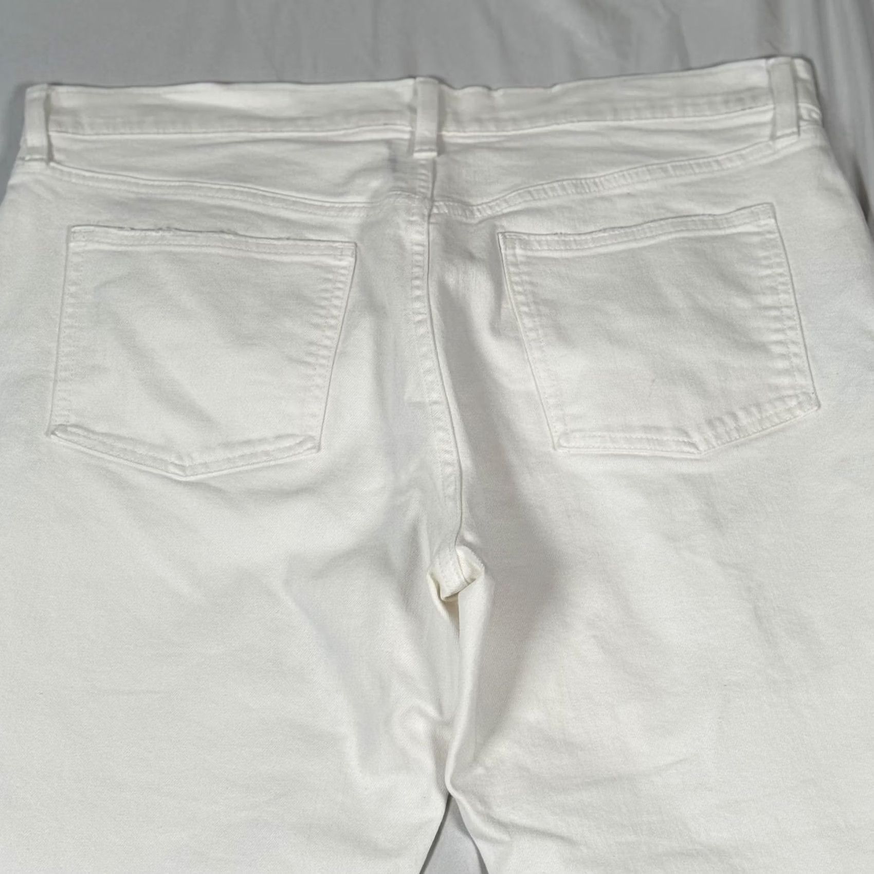 Gap VINTAGE Gap Jeans Womens 33 White Girlfriend Mid Rise Ankle Raw Hem Cropped Denim Size 24" / US 00 / IT 34 - 7 Thumbnail