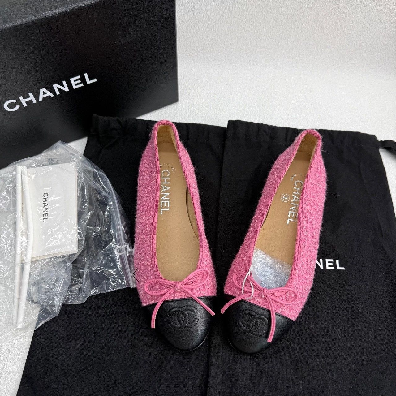 Chanel Chanel Wool Pink Lowtop Sneakers us_5 Women Size US 5 / IT 35 - 1 Thumbnail