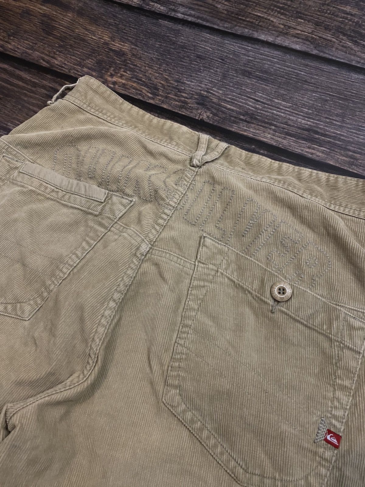 Quiksilver × Vintage Quicksilver velour bunny rap shorts big logo Size US 33 - 4 Thumbnail