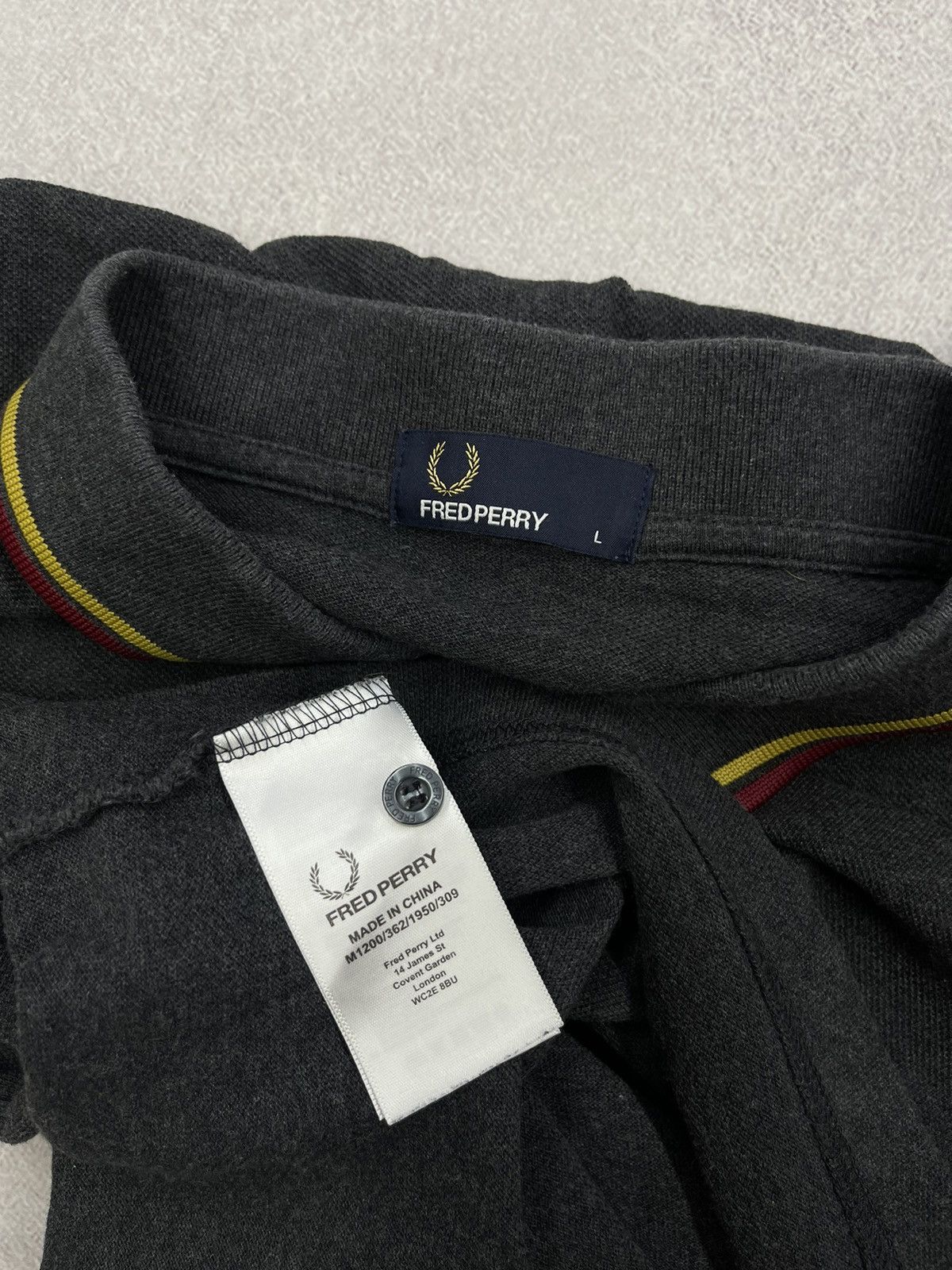Fred Perry Mens Fred Perry Polo Grey Y2K Size L Size US L / EU 52-54 / 3 - 7 Thumbnail