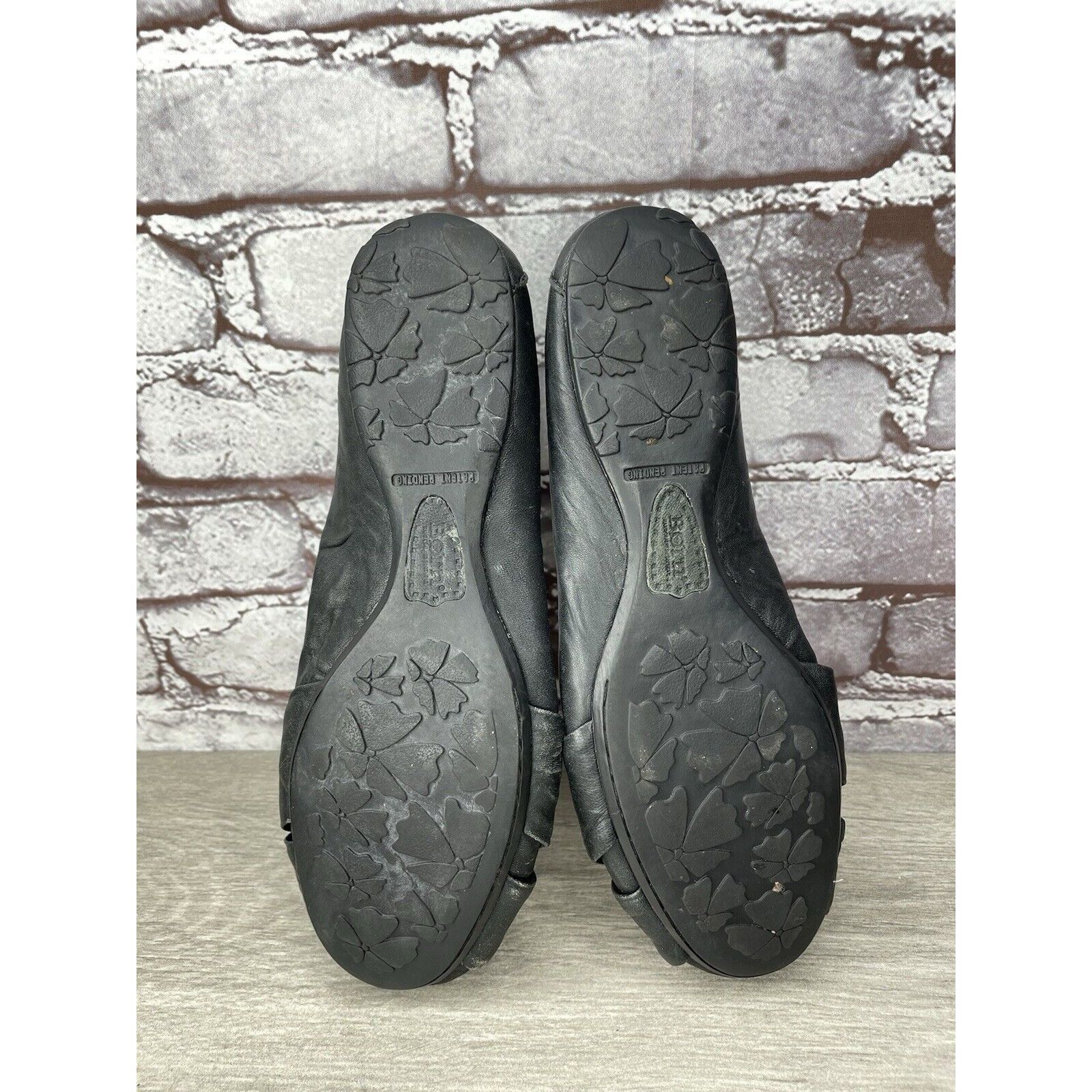 Born Born Lily W32114 Black Leather Vamp Accented Knot Ballet Fla Size US 8 / IT 38 - 7 Thumbnail