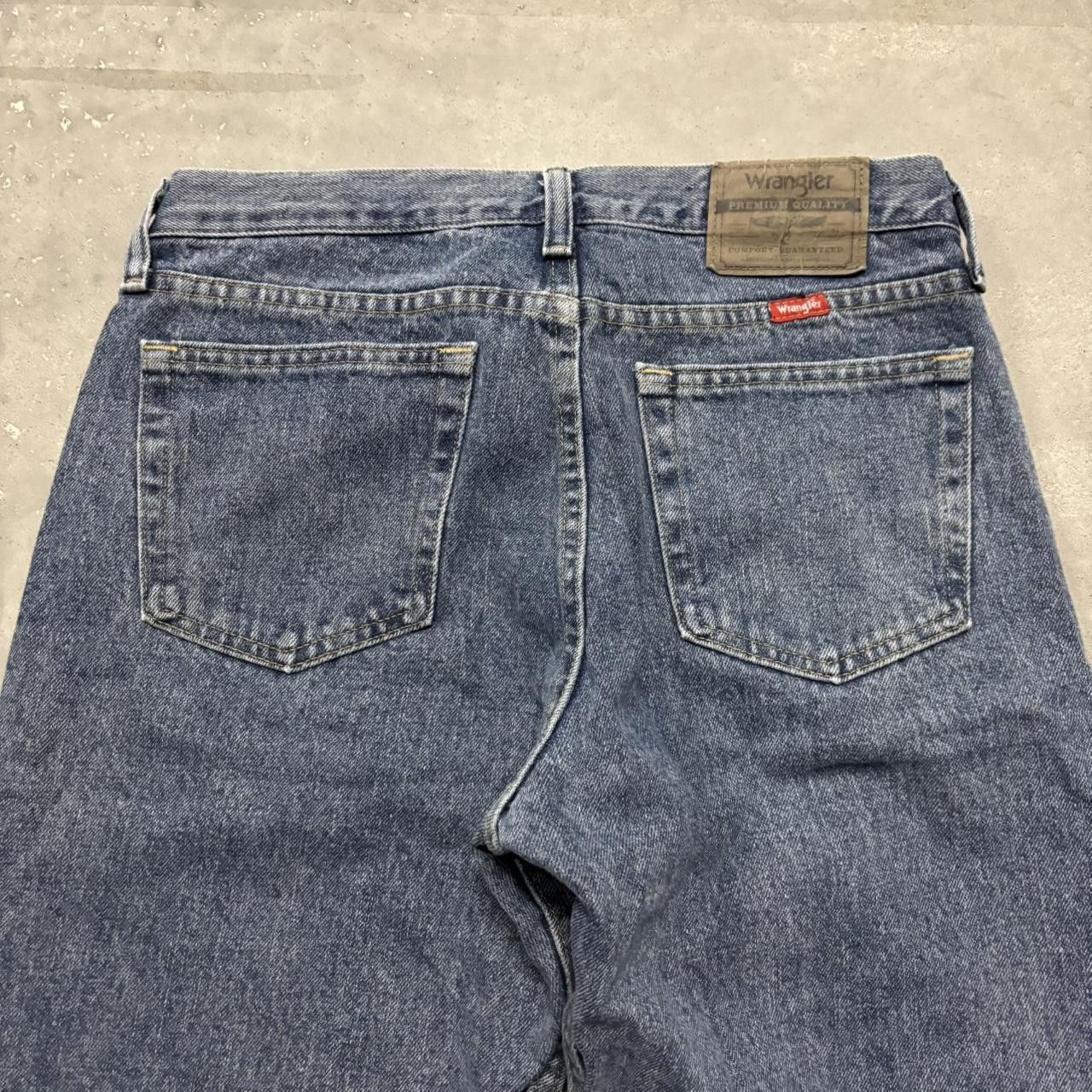 Japanese Brand × Vintage Crazy Vintage Y2K/2000s Grunge Dark Wash Essential Denim Jeans! Size US 29 - 7 Thumbnail