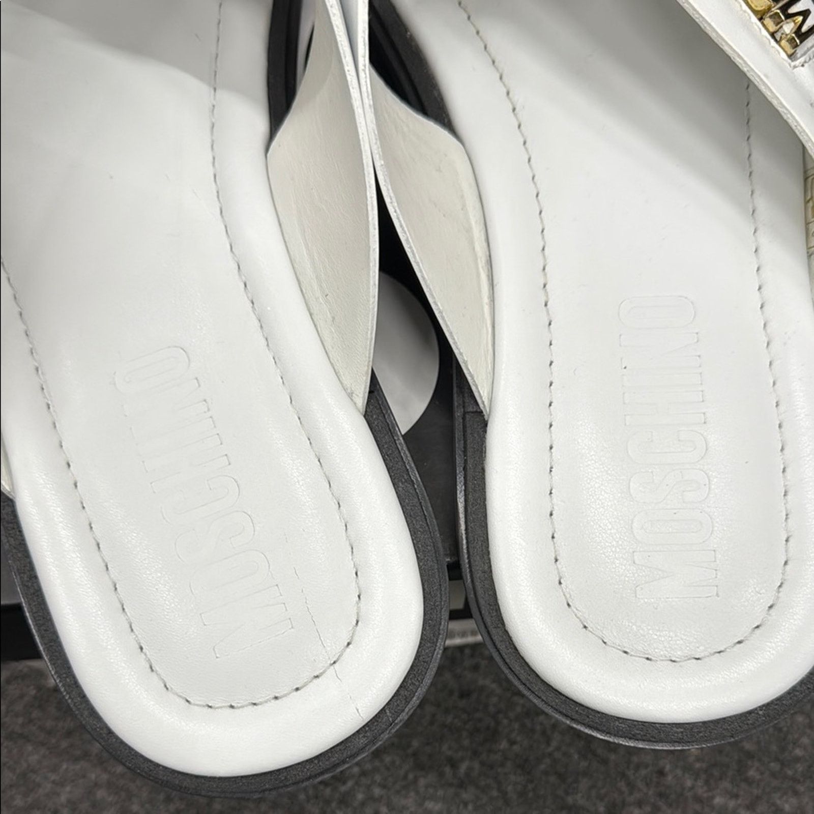 Moschino NWT Moschino White Slide Sandals Size 46 US 13 Size US 13 / EU 46 - 9 Thumbnail