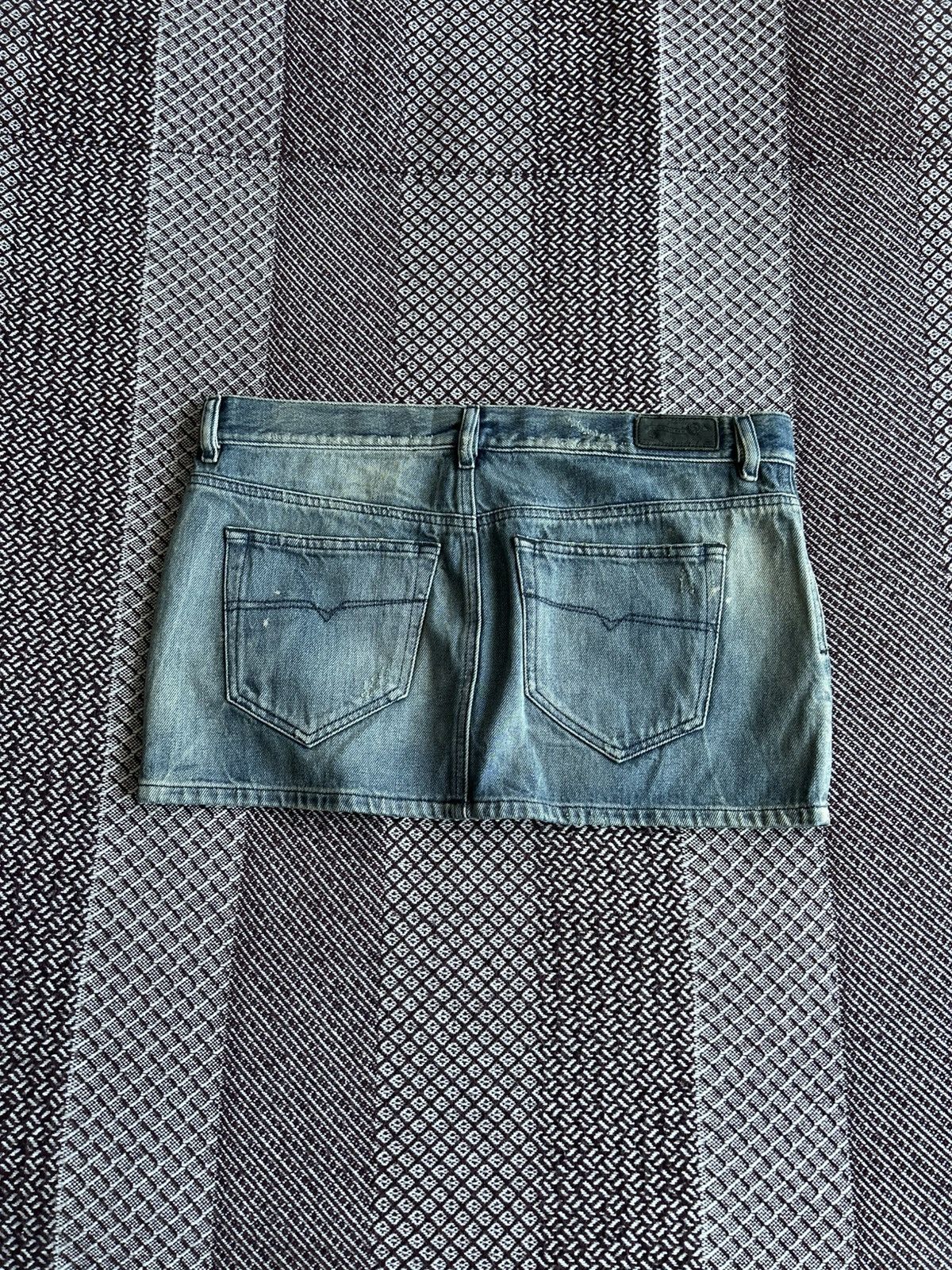 Diesel Vintage Diesel Mini Skirt Distressed Y2K Faded 00s Size 30 Size 30" / US 8 / IT 44 - 1 Thumbnail
