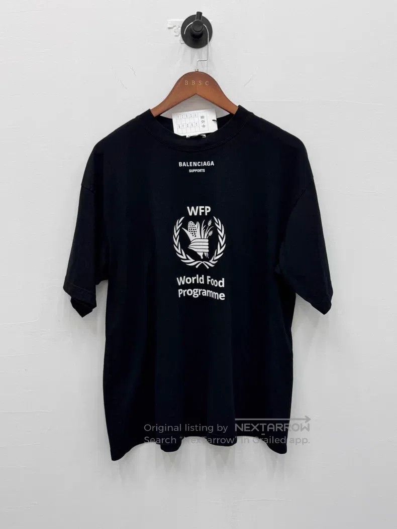 Balenciaga Balenciaga WFP Wheat Letter Logo Short Sleeve, Size S Size US S / EU 44-46 / 1 - 1 Thumbnail