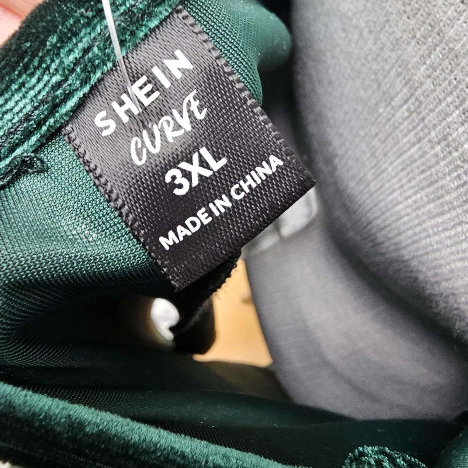 Shein SHEIN Women's Curve 3X Dark Green Velvet Dress Size 3XL / US 20-22 - 4 Thumbnail