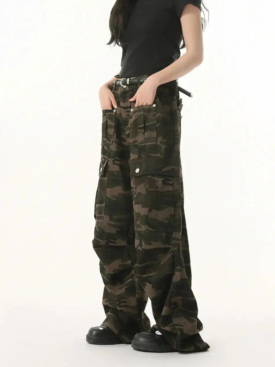 Japanese Brand Retro loose camouflage pocket jeans Size US 32 / EU 48 - 6 Thumbnail