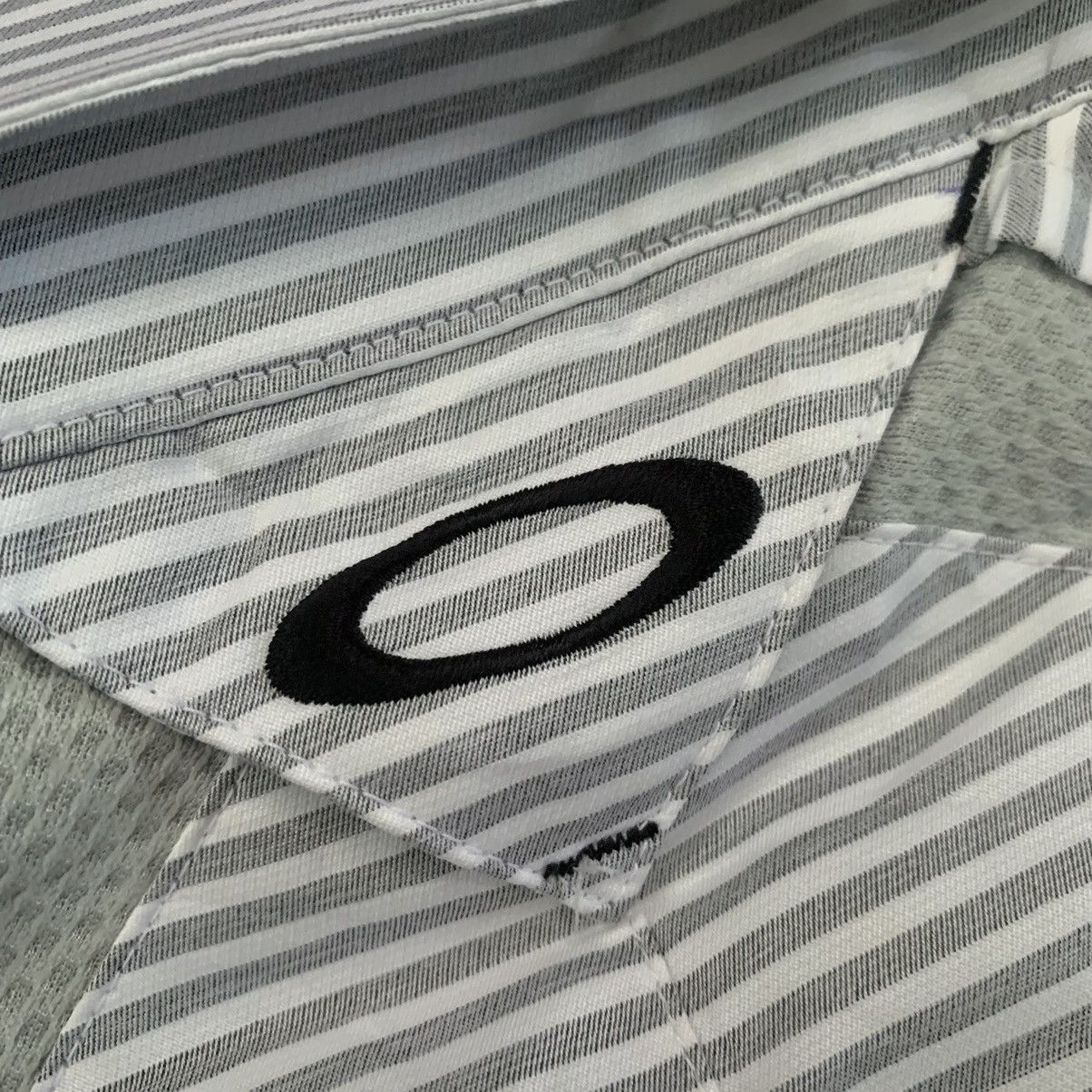 Oakley 🔥OAKLEY STRIPES HIDEN BUTTON SHIRT Size US M / EU 48-50 / 2 - 7 Thumbnail