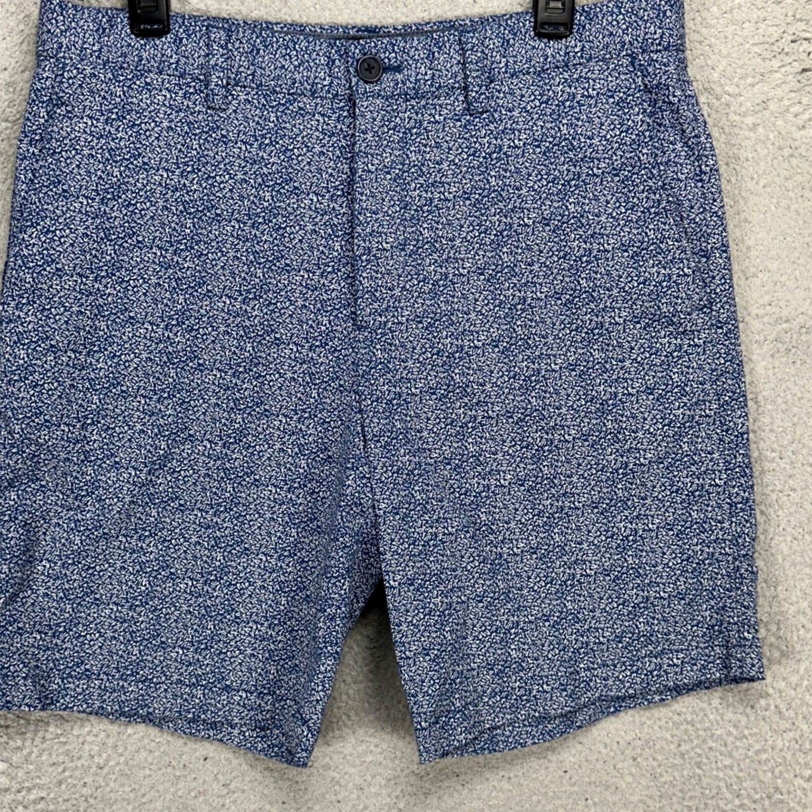 Banana Republic Banana Republic Mens Aiden Shorts 33 Blue Geometric Chino Stretch Flat Front Casual Pockets Breathable Regular Waist 33 Inseam 9 Men’s Shorts Size US 33 - 2 Thumbnail