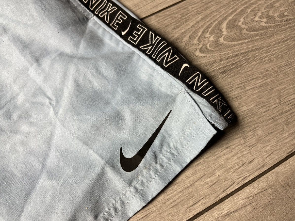 Nike Nike shorts multi-logo size Medium Size US 32 / EU 48 - 2 Thumbnail
