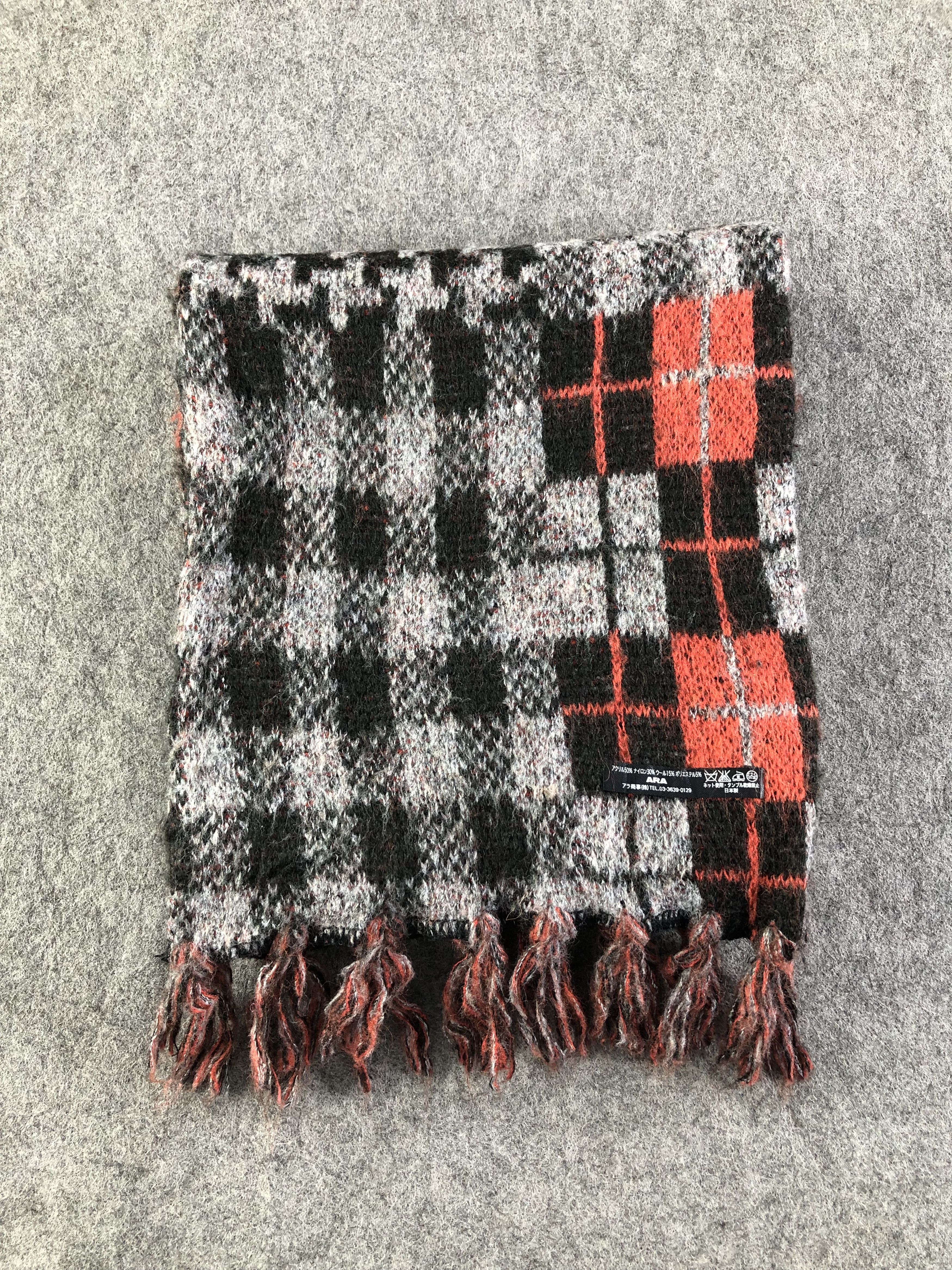 United Colors Of Benetton United Colors Of Benetton Scarf / Muffler / Neckwear Size ONE SIZE - 7 Thumbnail