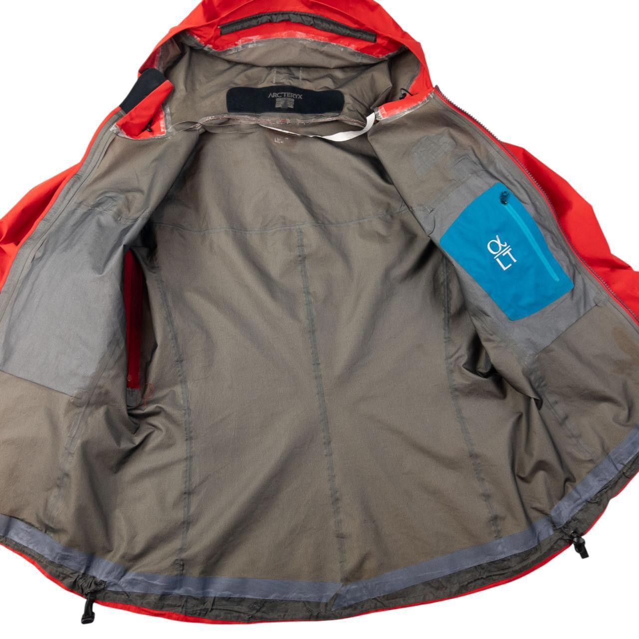 Arc'teryx Vintage Arcteryx Goretex Zip Up Jacket Women's Size M Size M / US 6-8 / IT 42-44 - 4 Thumbnail