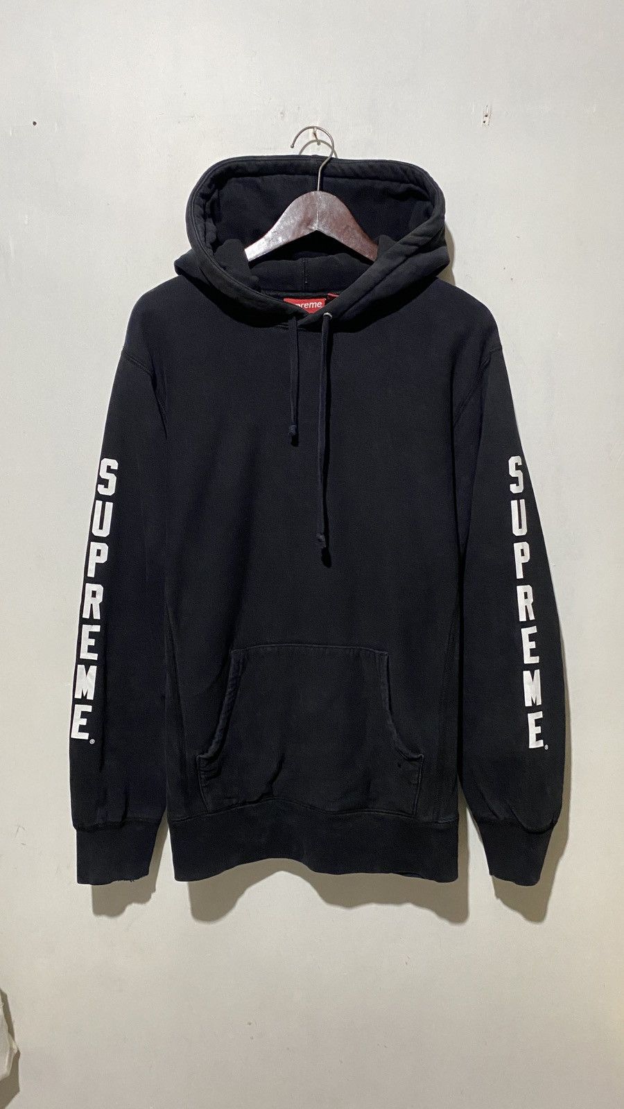 Antihero × Supreme Supreme x ANTIHERO Size US L / EU 52-54 / 3 - 1 Thumbnail