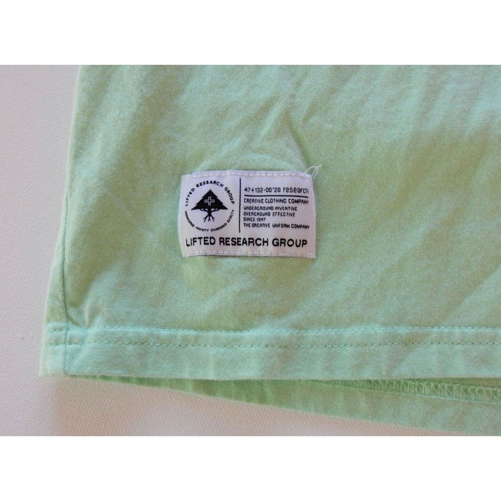Vintage LRG T-Shirt Size S Lifted Research Group Men Short Sleeve Solid Green Size US S / EU 44-46 / 1 - 3 Thumbnail
