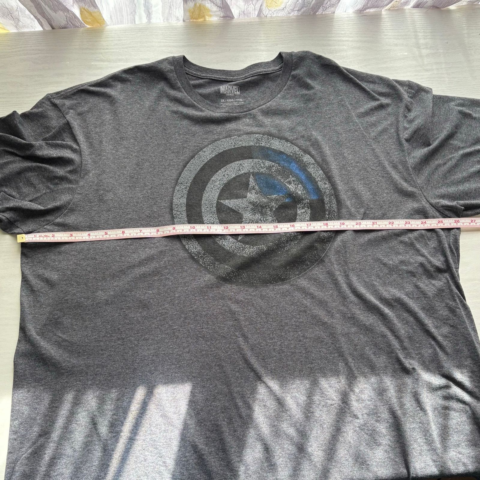 Marvel Comics Marvel Captain America Gray T-shirt Distressed Shield 2X Size US XXL / EU 58 / 5 - 5 Thumbnail
