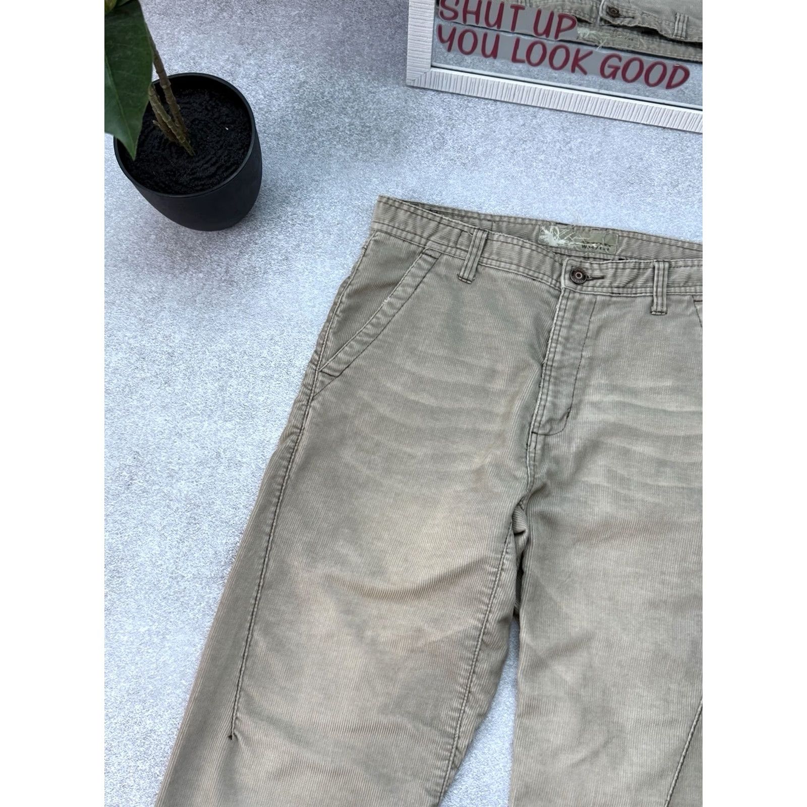Oakley VINTAGE Oakley Chinos Pants Outdoor Distressed Style Y2K Khaki Men W34 L32 Pants Size US 34 / EU 50 - 4 Thumbnail