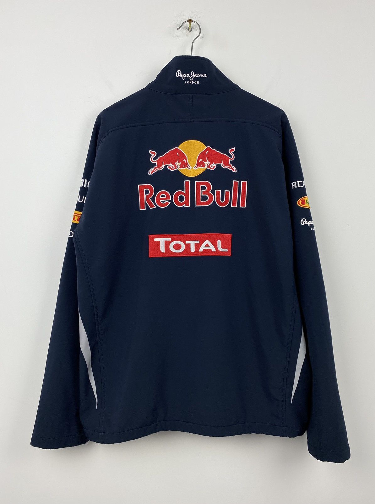 Red Bull Red Bull Infinity Softshell Racing Jacket F1 BMW Honda Size US XL / EU 56 / 4 - 2 Thumbnail