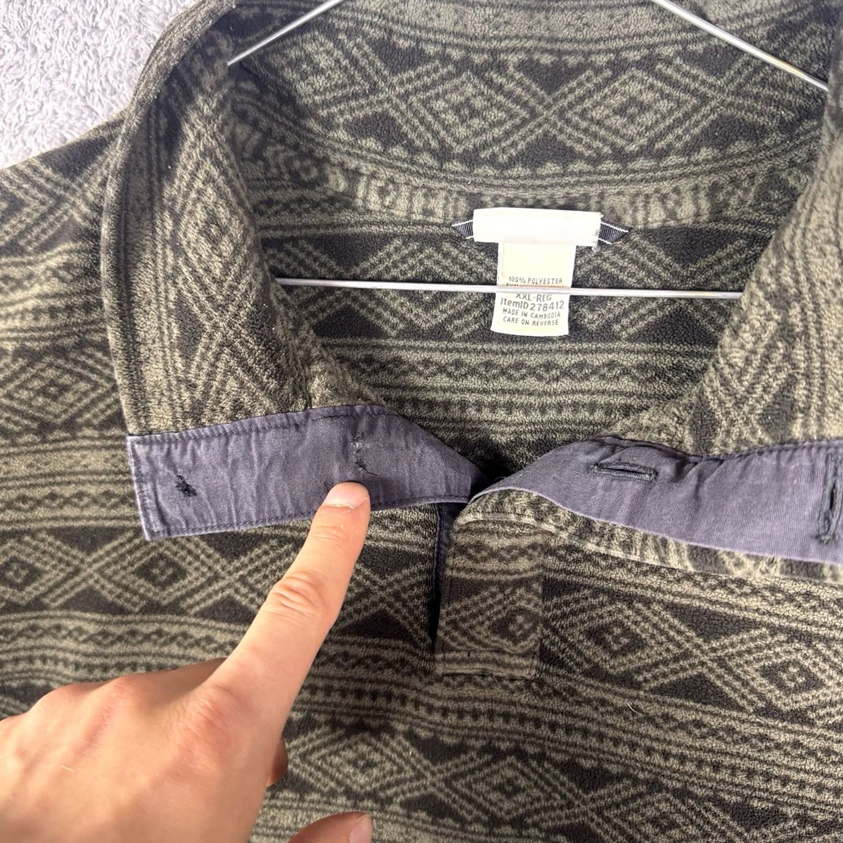 Vintage VINTAGE LL Bean Jacket Men 2XL Geometric Aztec 1/4 Button Hooded Pockets Windbreaker Outdoor Fall Spring Summer Winter 90s Mens Size US XXL / EU 58 / 5 - 4 Thumbnail