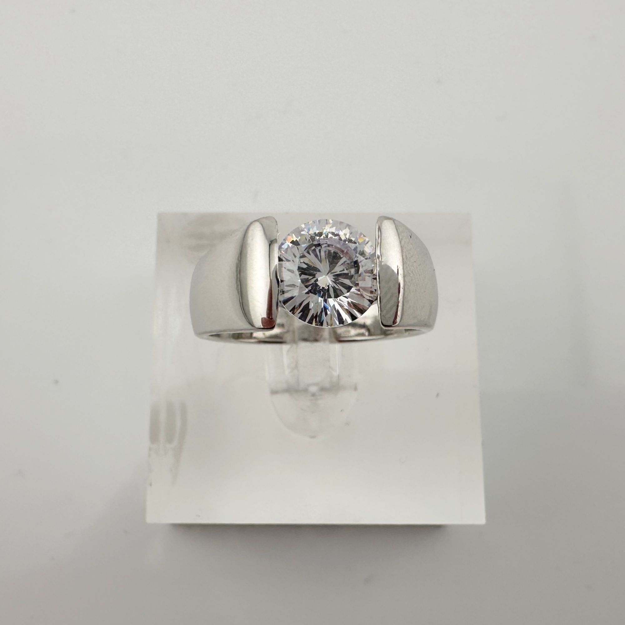 Other Shimmering and Beautiful 2.00 Carat DiamondLite Solitaire Size ONE SIZE - 7 Thumbnail