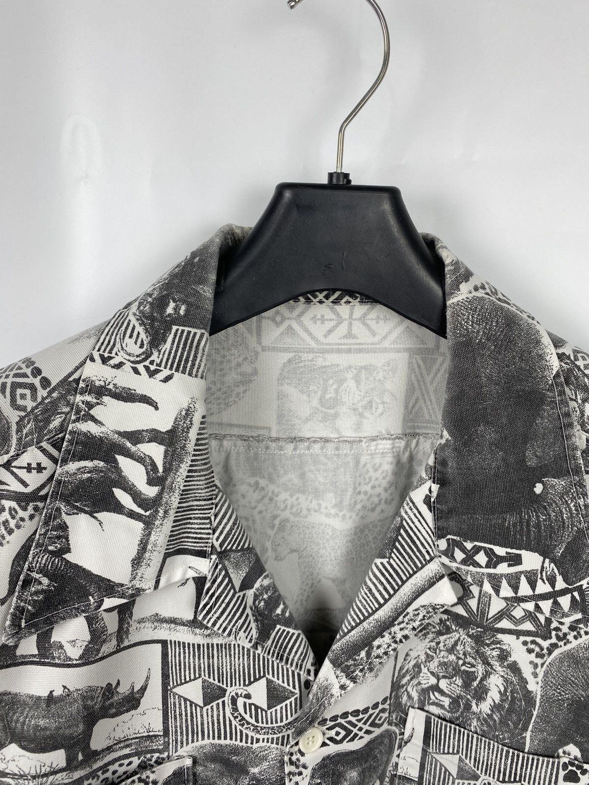 Vintage Vintage Shirt Button Up Short Sleeve Animal Print size L Size US L / EU 52-54 / 3 - 5 Thumbnail