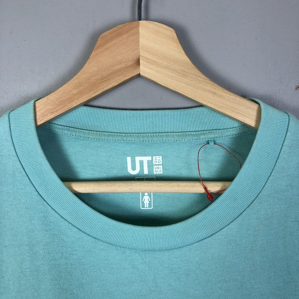 Uniqlo 🔥Rare🔥 Girl Skateboard x Uniqlo Tshirt Size US L / EU 52-54 / 3 - 4 Thumbnail