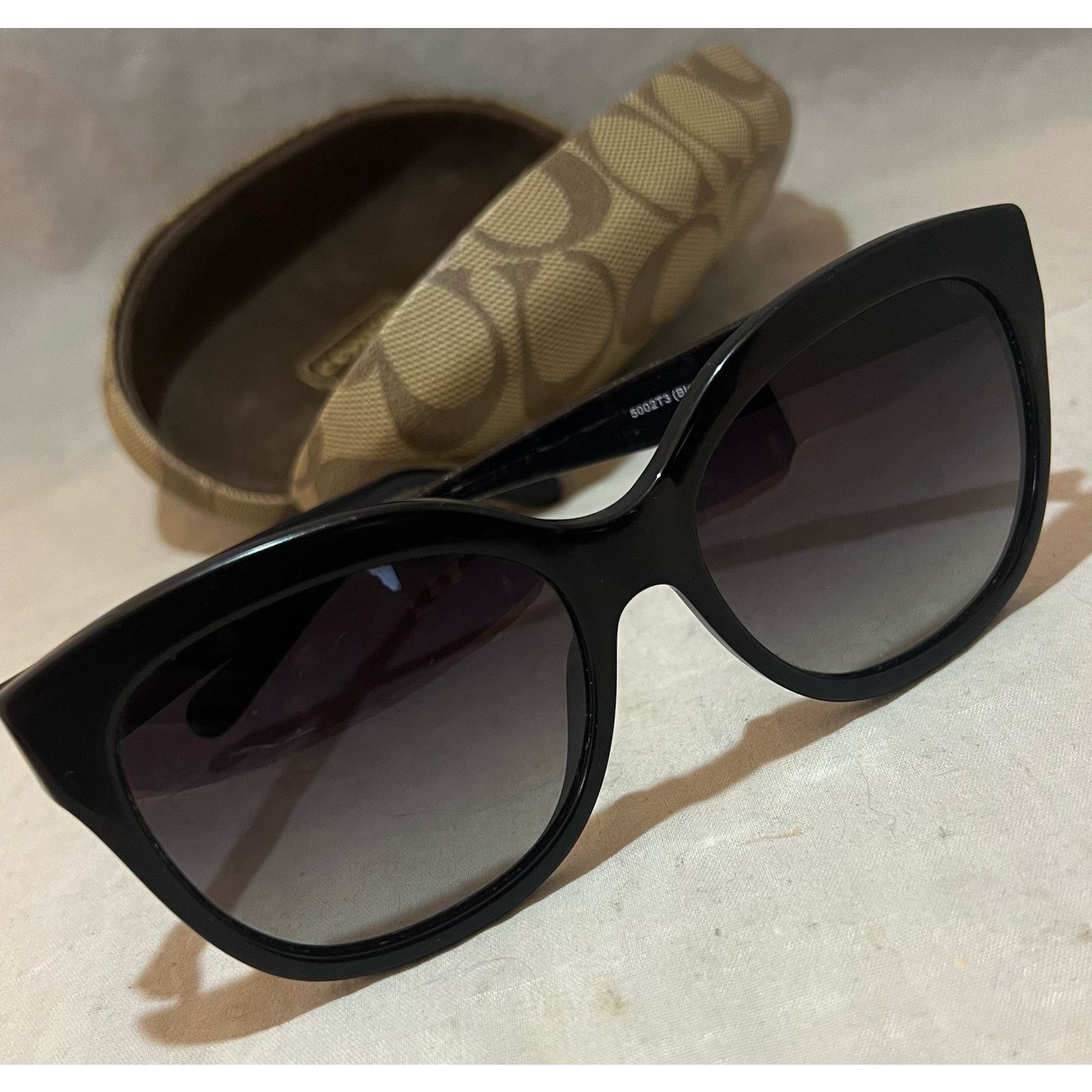 Coach HC 8264 L1083 5002T3 Black Gold Cat Eye Frames