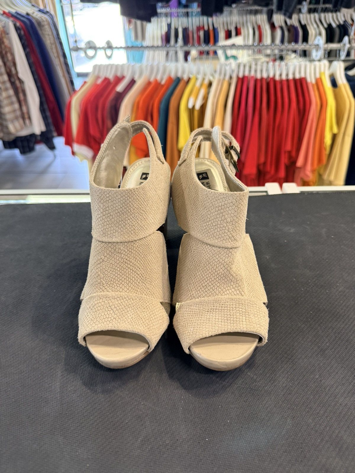 White Mountaineering White Mountain District Beige Heel Sandals Size US 7.5 / IT 37.5 - 7 Thumbnail