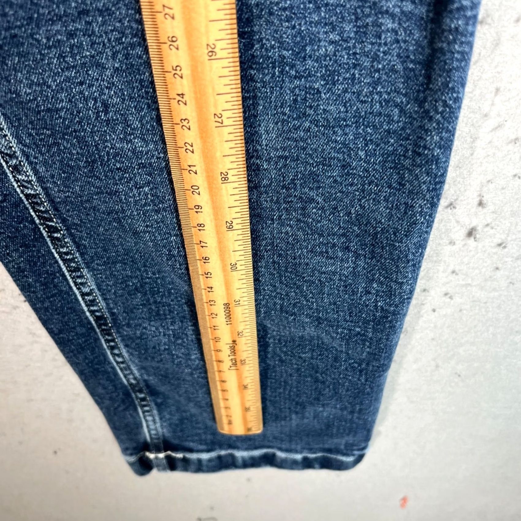 Uniqlo Uniqlo Jeans XS 27 Inseam Blue Denim Drawstring 5-Pocket Tapered Mens Regular Shoes? Size US 27 - 5 Thumbnail