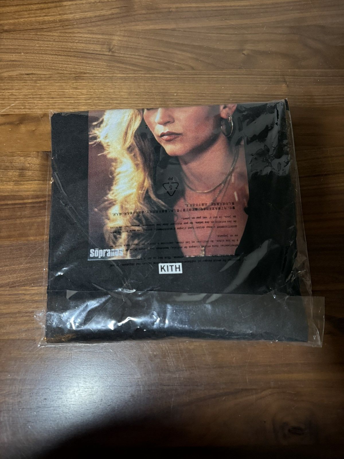 Kith Kith for The Sopranos Adriana Vintage Long Sleeve Tee XL Size US XL / EU 56 / 4 - 6 Thumbnail