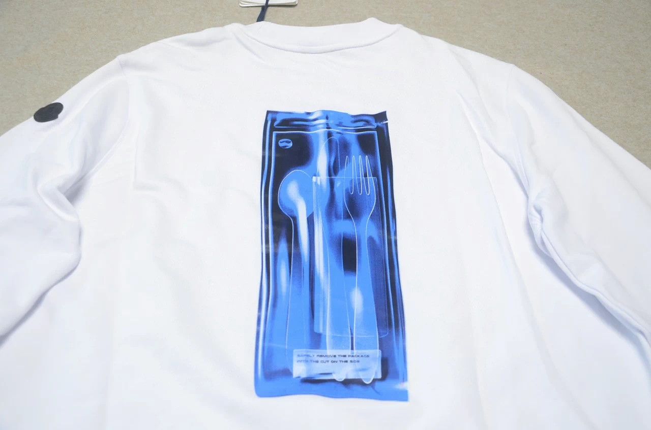 Moncler Moncler White Abstract Print Black Badge Sweatshirt Size US S / EU 44-46 / 1 - 5 Thumbnail
