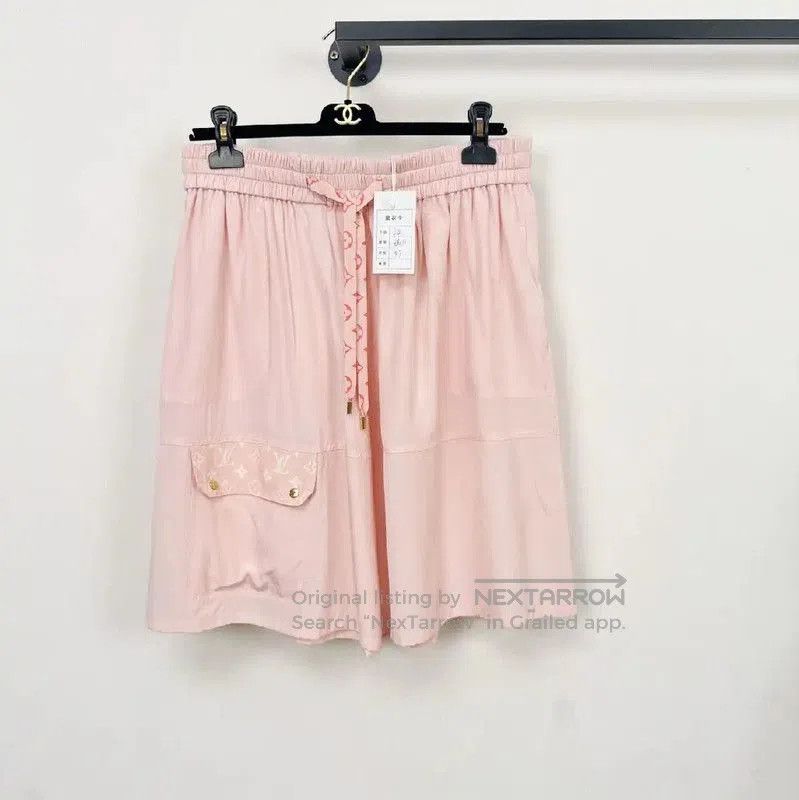 Louis Vuitton Light Pink Women's Shorts Size S .