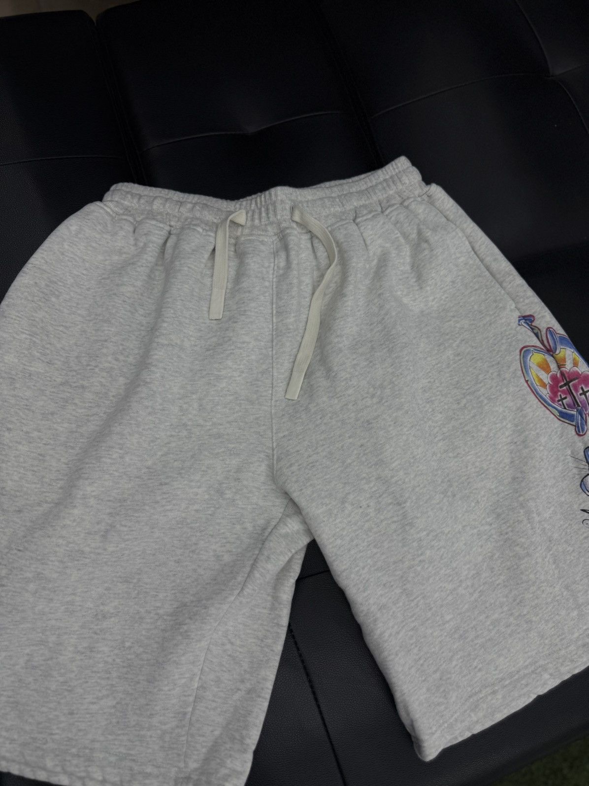 Other We Are Righteous Grey Cotton Shorts Size Large (NEW) Size US 33 - 4 Thumbnail